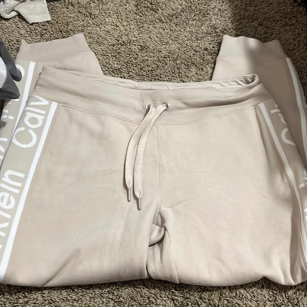 XL Calvin Klein sweat pants